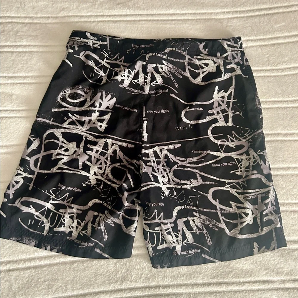 Utility Red and Black Urban Swim Shorts with Graphic Design​​​​​